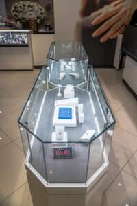 Master Fine Jewellers Octagon Showcase